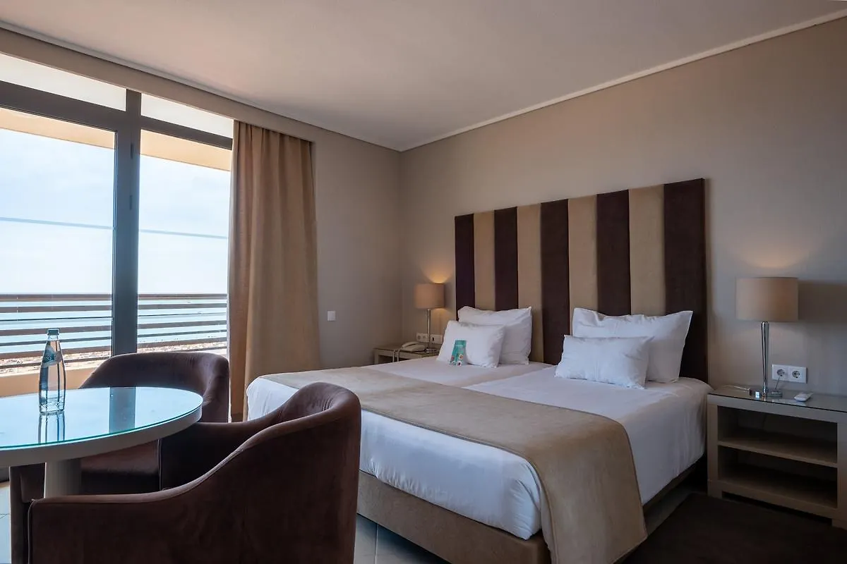 Vila Gale Ampalius Vilamoura 4*,