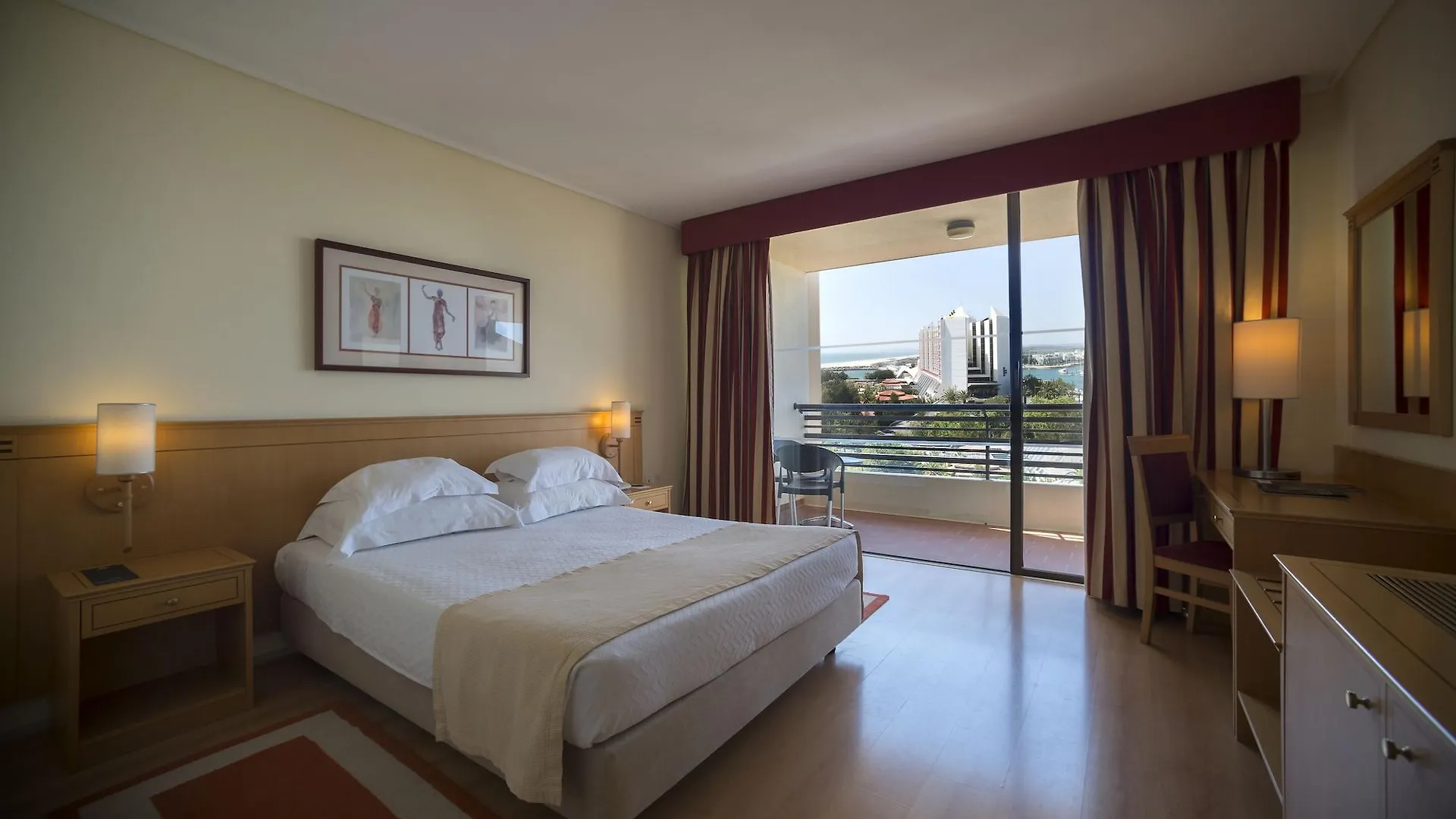 Vila Gale Ampalius Vilamoura 4*,  Portugal